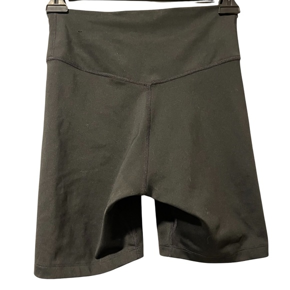 Nike Dri-FIT Biker Shorts - Picture 2 of 3